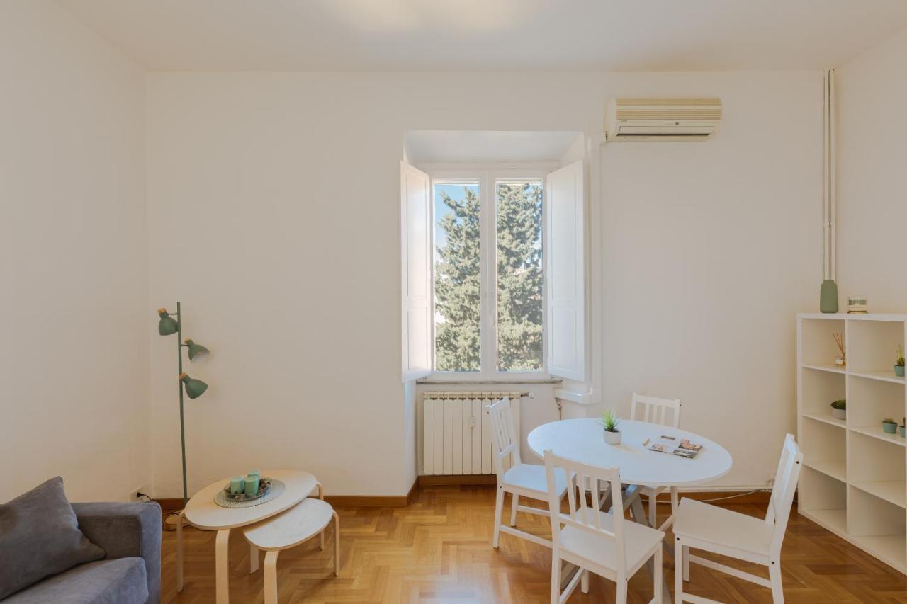 Aquaeductus Apartment Рим Екстер'єр фото